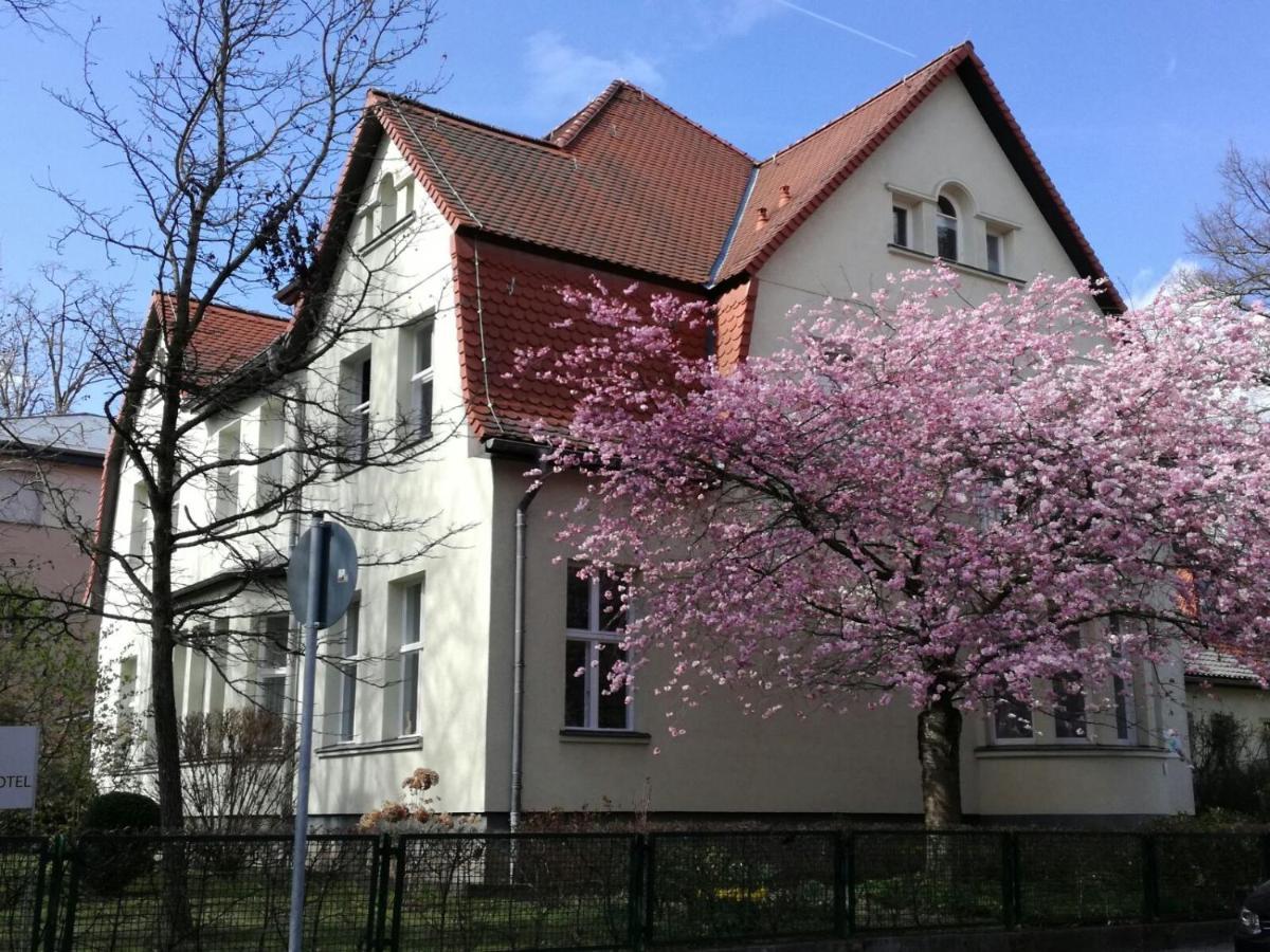 Stadt-Gut-Hotels - Das Kleine Hotel Weimar  Luaran gambar